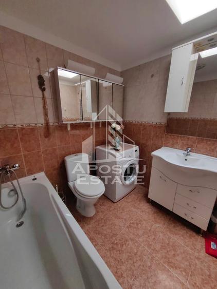 Casa insiruita,cu 4 camere,pet friendly,Dumbravita
