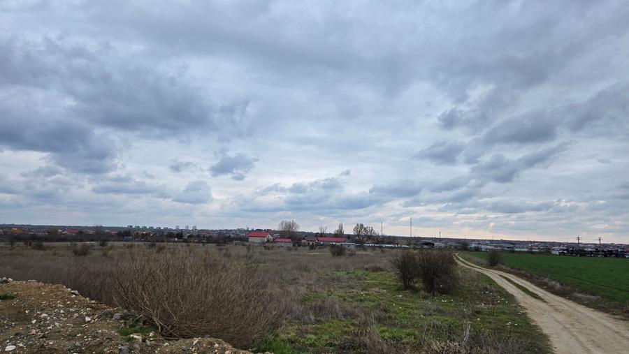 Loc Agigea / Judetul Cta /Teren intravilan 500 mp cu o deschidere stradala 16 ml