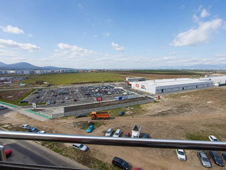 2 camere decomandat, mobilat utilat, parcare + boxă, Str. Egretei