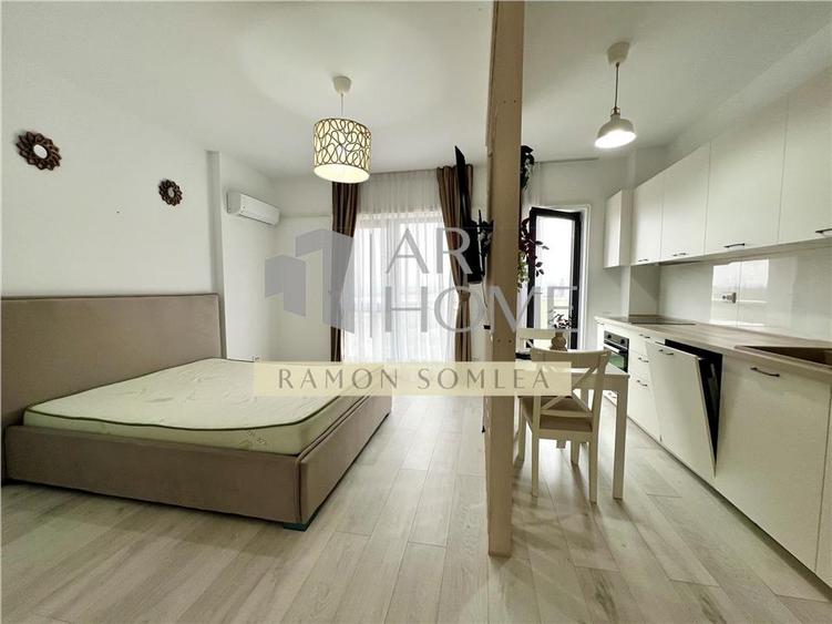 Garsoniera , de lux, parcare, zona Vest Ploiesti