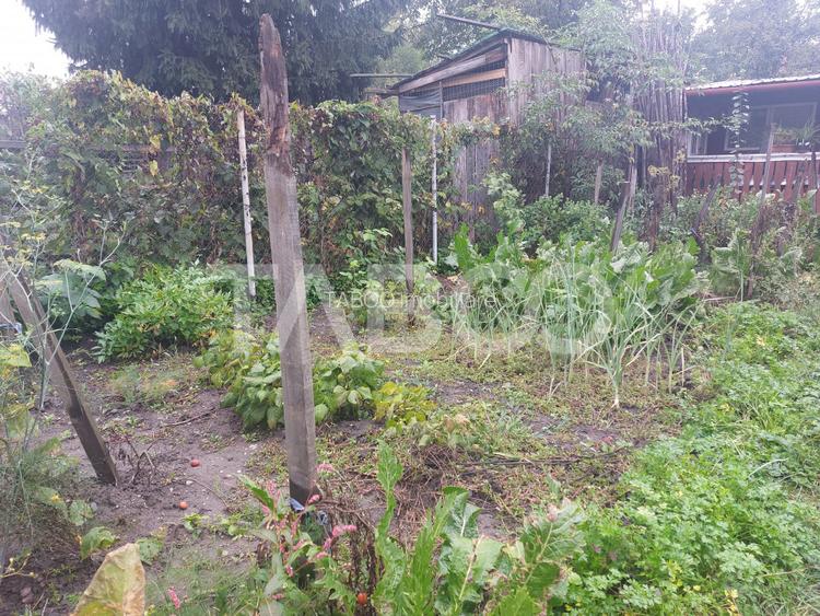 Casa in zona centrala 5 camere 2 bucatarii 3 bai curte comuna Cisnadie
