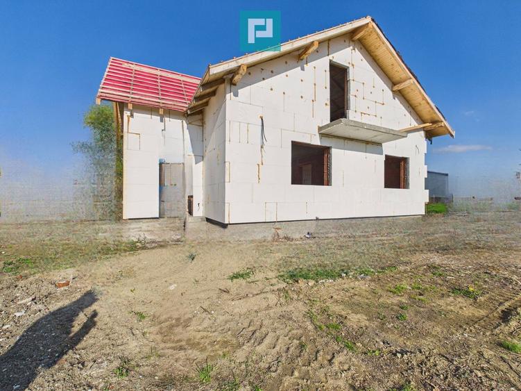 Casă individuală la cheie in Utvin
