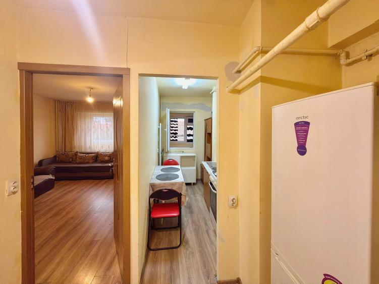 Apartament 1 camera in CENTRU, cu CENTRALA PROPRIE, Ocupabil imediat!