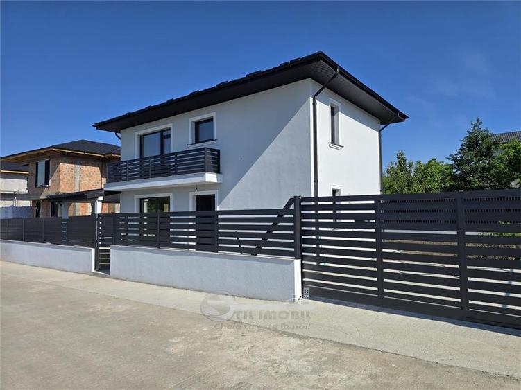 Casă Premium Miroslava | 4 Camere | Fotovoltaice 5 kW | Clasa A | Comision