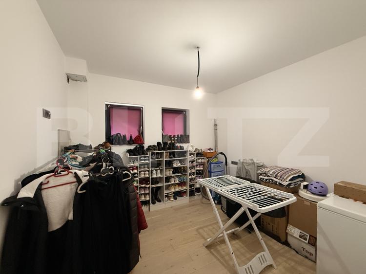 Apartament 4 camere, 112.05 mp, 2 niveluri, curte, loc de parcare, Ultracentral