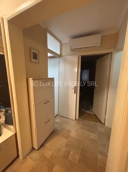 Închiriez apartament cu trei camere în Complex - 7