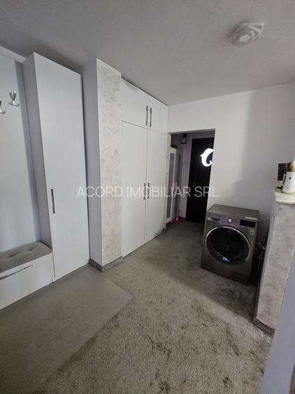 Apartament decomandat 2 camere, zona Trocadero - 5