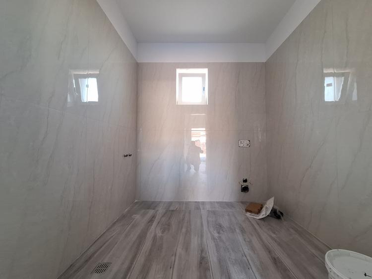 Casa individuala cu 3 camere in Sanandrei-la asfalt-toate utilitatile