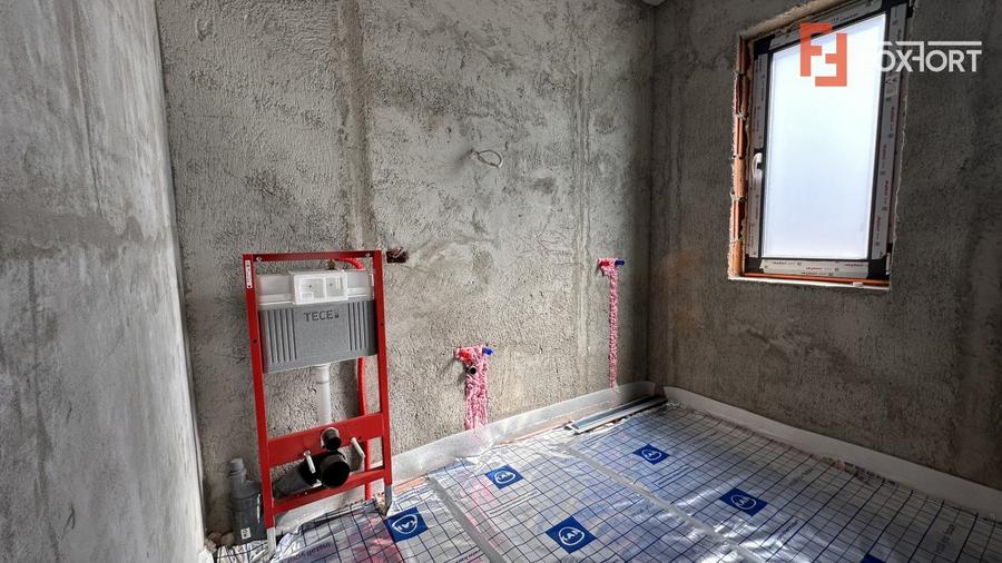 Duplex cu 5 camere, 125 mp utili, zona Mosnita Veche