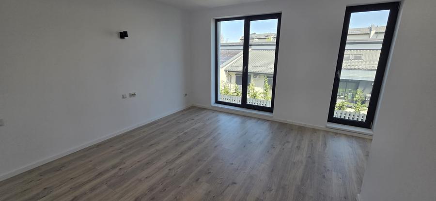 Pipera : Vila townhouse noua , cu 4 camere ,aproape de American School !