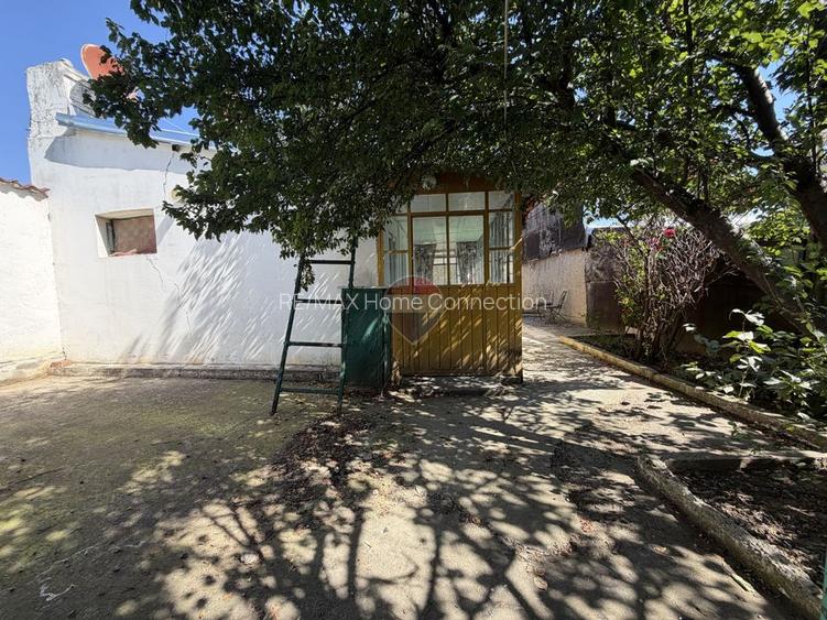 Casă cu teren 251 mp – zona Andronache, Strada Mențiunii - 21