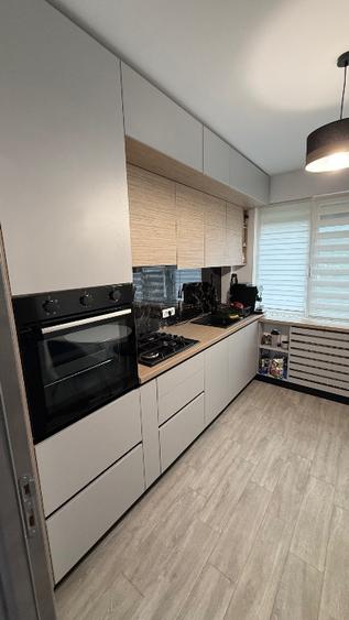 Apartament 3 camere, Decomandat, complet mobilat și utilat