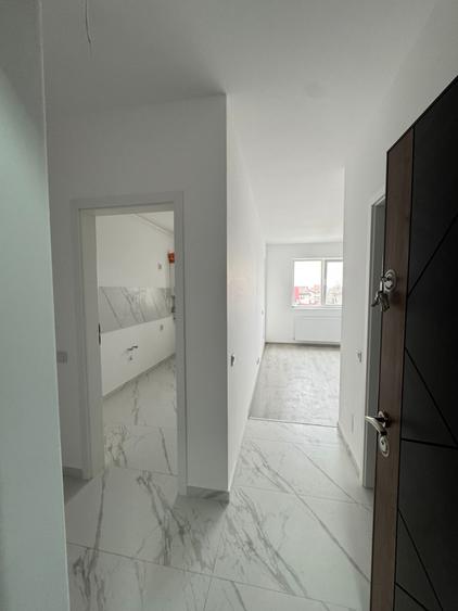 GARSONIERA DECOMANDATA-BLOC DE 3 ETAJE FINALIZAT-GATA DE MUTARE