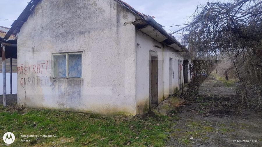 Oportunitate investițională-Proprietate cu lac privat in Geaca