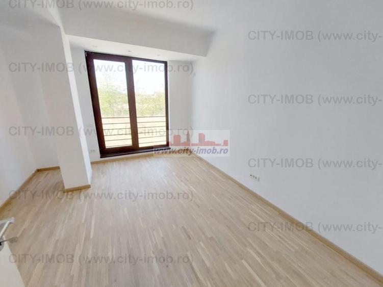 Vanzare Casa / Vila 5 Camere Corbeanca, independenta energetic.