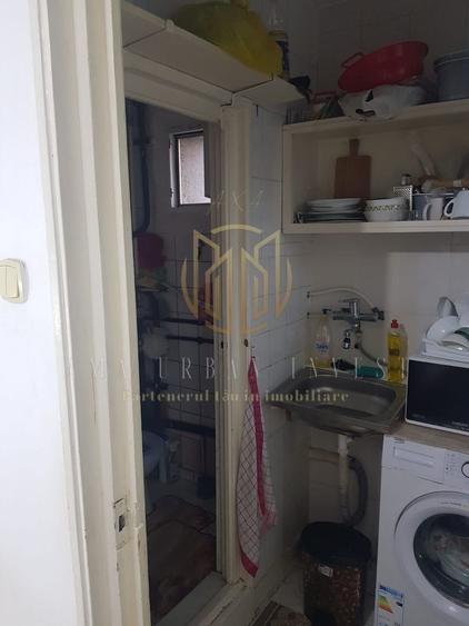 Titan Prisaca Dornei garsoniera cf 2 ,etj 6 pret37500eur