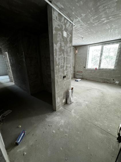 Apartament de 3 camere Finisat 63,80 mp, terasa 73.5 mp, zona Muzeul Apei