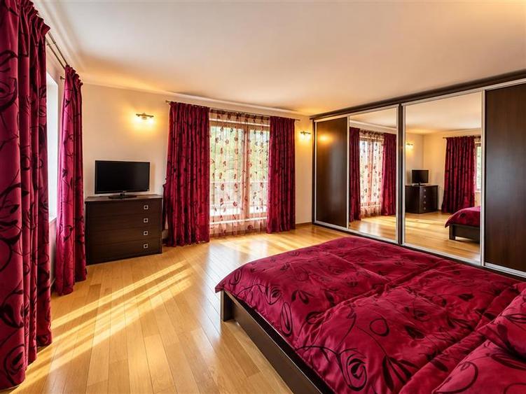 Spatiu cu personalitate: Vila pretabila pentru centru educational, 700 mp teren,