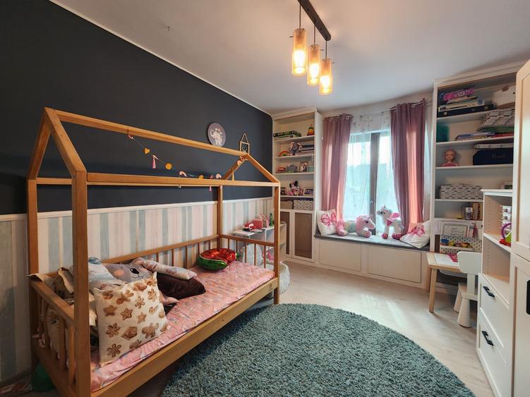 CASA DE VANZARE, 4 CAMERE, 2 BAI, 115 MP UTILI , NICOLINA-STRADA VECHE