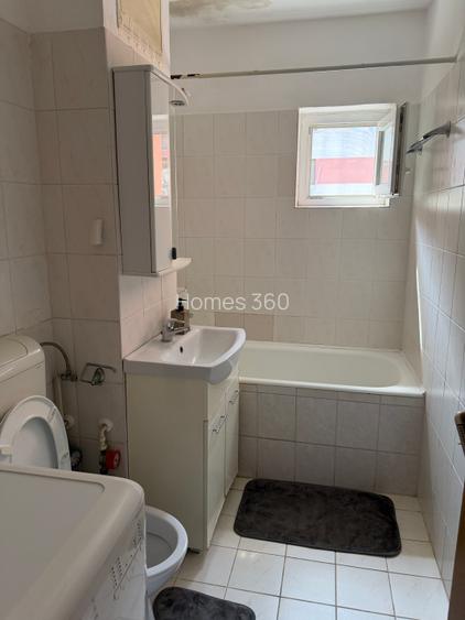 Apartament cu o cameră decomandat Buziașului