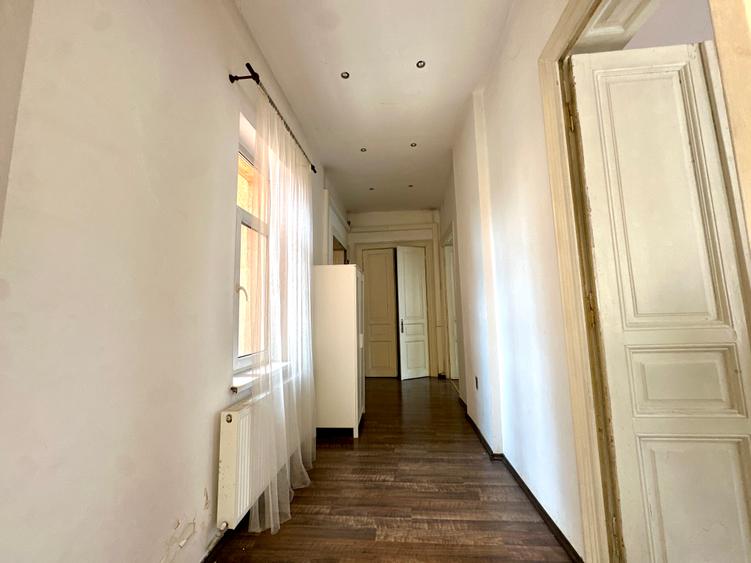 Apartament 3 camere în vilă interbelică| Parcare | Parc Carol | Unirii