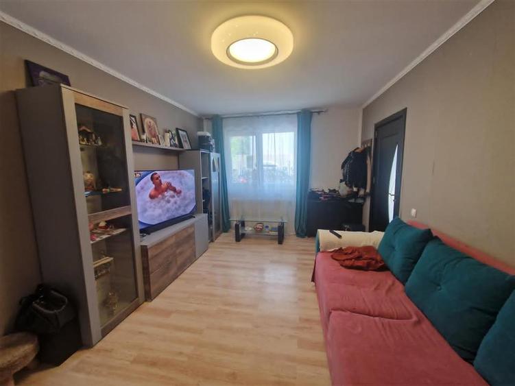 Apartament 3 camere de vanzare Orhideelor Chiajna