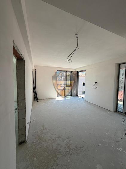 3 Camere Faleza Nord 87mp Bloc tip Boutique 2026, et 1/3 lift, centrala gaz, A/C