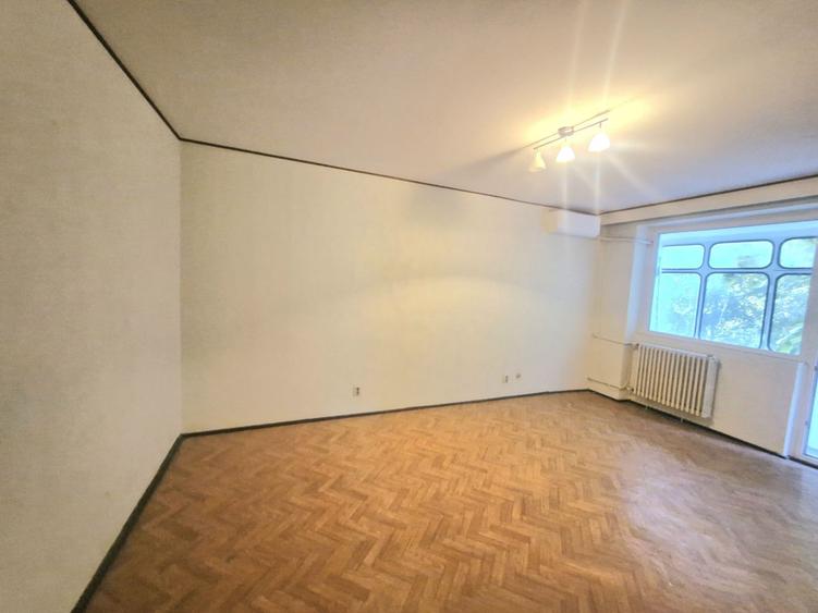 Tineretului // 71mp // nerenovat