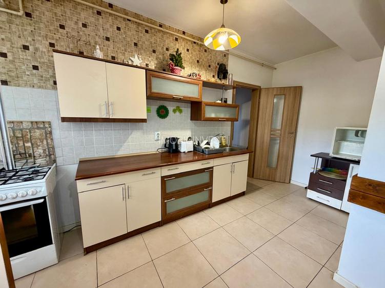 Apartament 3 camere | 66 mp utili + balcon 16 mp | Lift | Parcare - 2