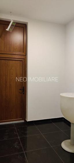 SPATIU COMERCIAL CENTRAL ZONA DACIA la 3.400 euro - 3