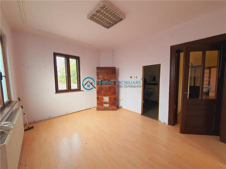 Royal Imobiliare - Vanzare vila zona Rudului