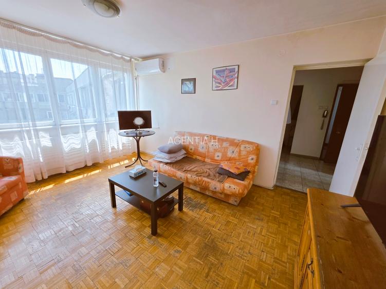 2 camere Sala Palatului Cismigiu etajul 8/8  bloc 1960  55 mp - 5