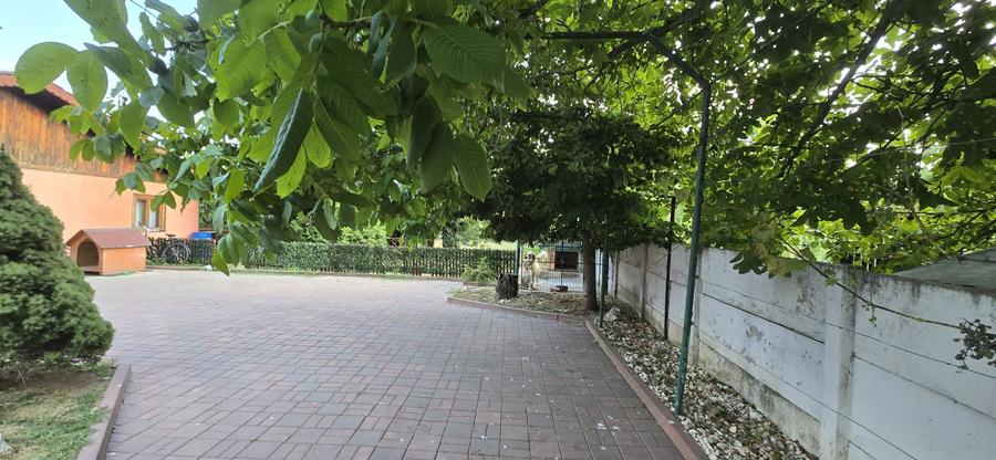 Vânzare Proprietate deosebita cu piscina, Gura Ocnitei Dambovita