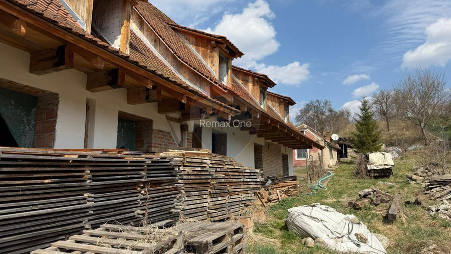 Casă autentică în Alma Vii – restaurare începută, potențial nelimitat - 6