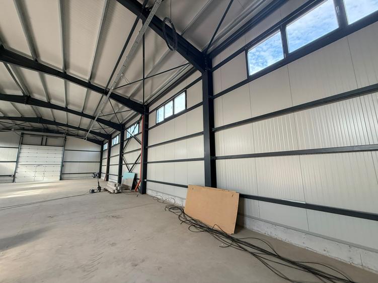 HALĂ INDUSTRIALĂ NOUĂ DE ÎNCHIRIAT – 600 MP UTILI | TEREN 2.000 MP