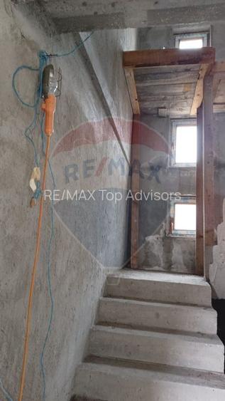 Vanzare Casă / Vilă 5 camere Saftica Primarie - 17