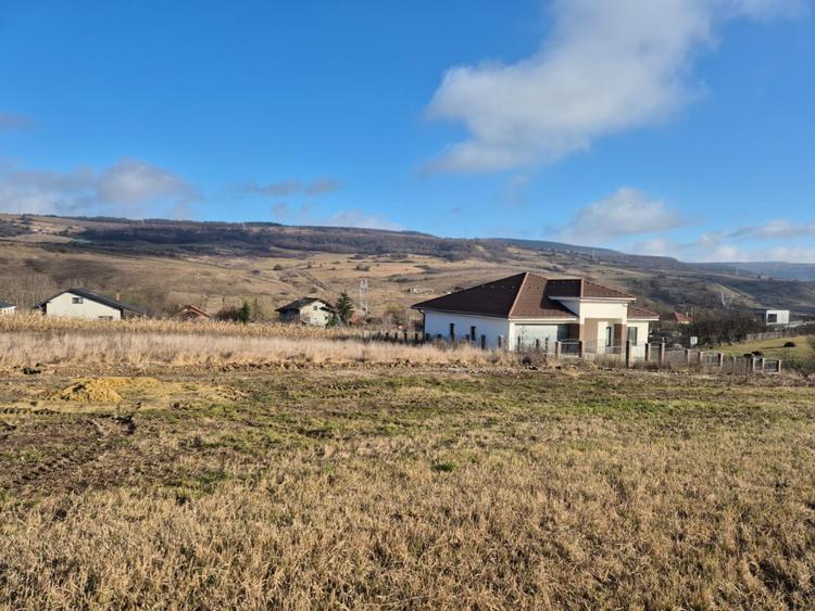Teren intravilan autorizat casa individuala, 600mp, zona Corusu/Baciu
