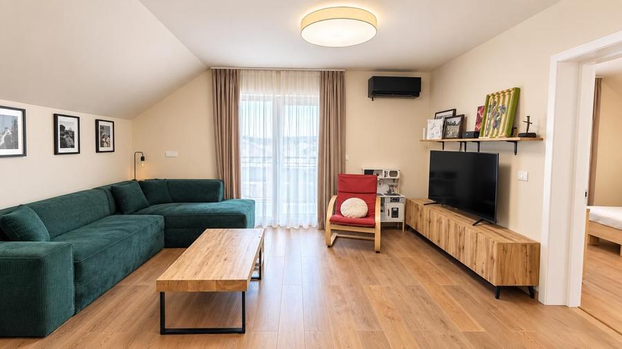 COMISION 0% | Apartament 3 Camere + Pod Amenajat 2 Parcari Dumbravita