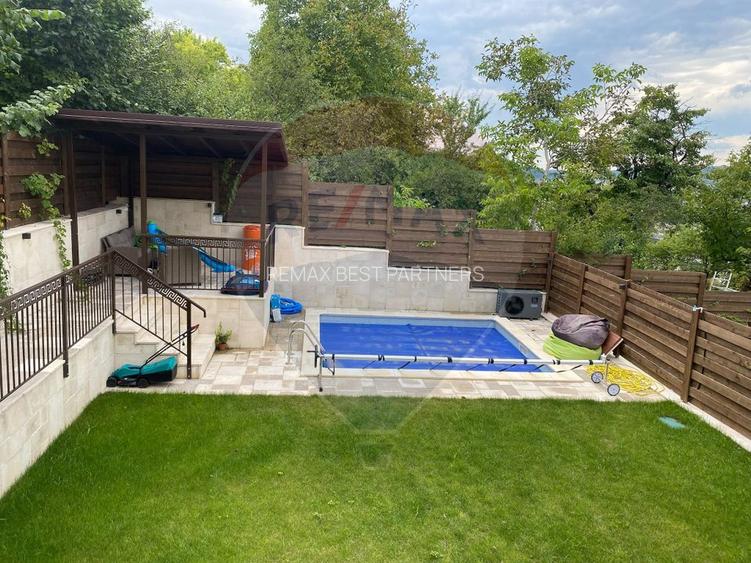 Casa de inchiriat cu piscina, Gruia - 2