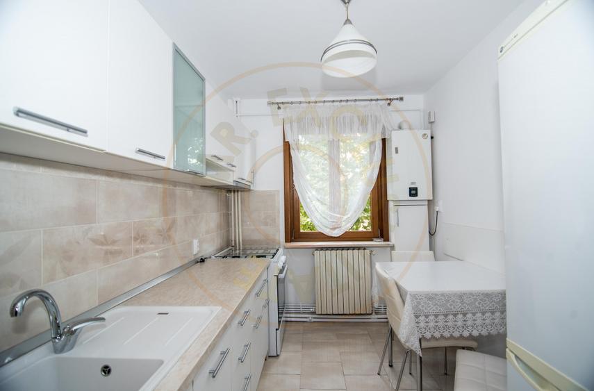 Inchiriere - Apartament 3 camere - Zona Centrala