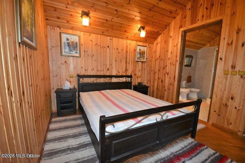 Campulung - Leresti, casa de munte, teren 5503 mp - 30