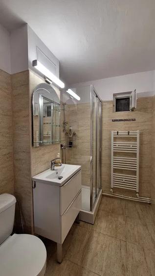 Apartament 2 camere, semidecomandat, 50 mp, renovat, Tomis 3