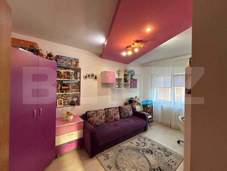 Apartament de vanzare, 3 camere, 70 mp, zona Aiud