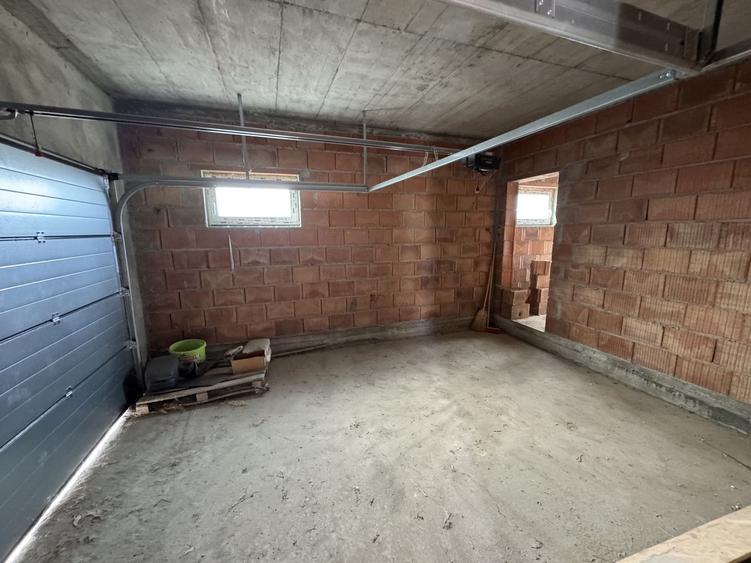 Casa Individuala Becicherecu Mic,P+M,5 Camere,3 Bai,Garaj,Teren Generos
