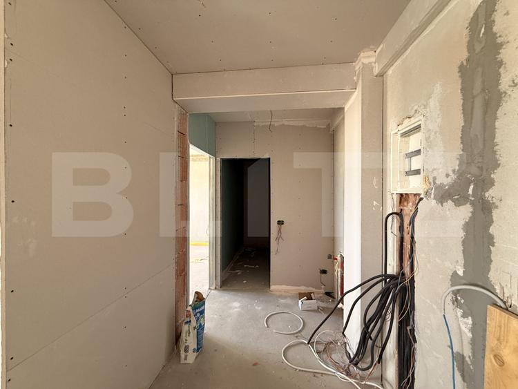 Apartament deco 2 camere, 60 mp, la cheie, et. 3, zona Ford