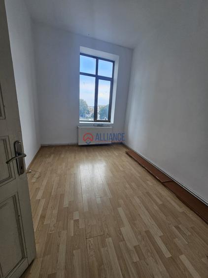 CENTRU - spatiu de birou disponibil imediat!