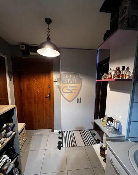 2 cam Tomis Nord City Park Mall Brotacei 45.1m parter mobilat A/C gaze in bloc
