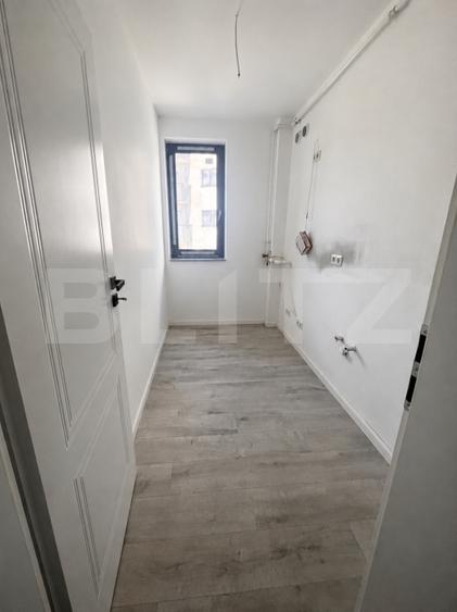 Apartament 3 camere + balcon, etaj 1