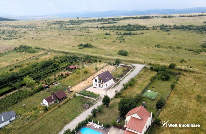 Casa individuala P+E+M pe teren 900mp, view si liniste in Salicea - 2