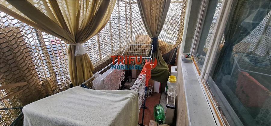 Garsoniera de vanzare zona Ampoi